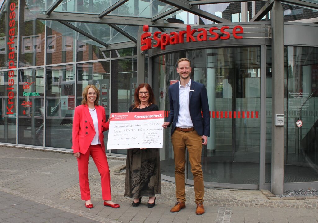 Spendenaktion für Lichtblicke