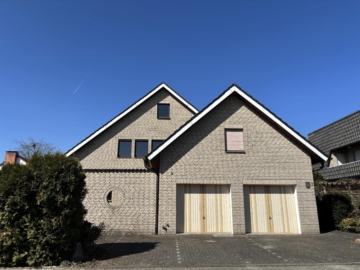 Vorderansicht - Einfamilienhaus mit viel Potenzial in Halle (Westf.)***4196 G