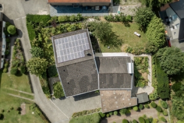 Vogelperspektive - Großzügiges Einfamilienhaus mit vielen Möglichkeiten in Bielefeld, Quelle *** Ha-1531