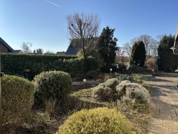 Blick von der Terrasse am Wohnbereich - Architektenhaus - alles auf einer Ebene! *** 4201 G Bungalow in Gütersloh-Avenwedde
